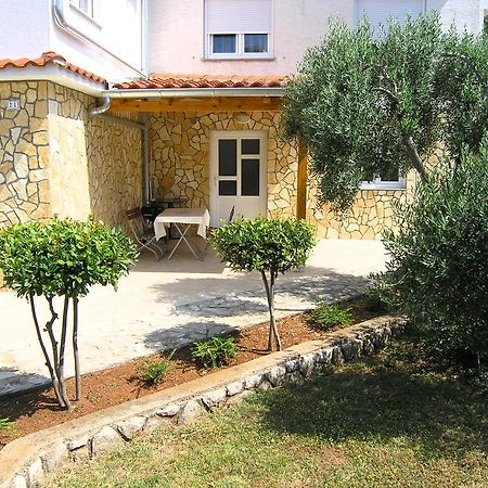 Apartment Martina Krk Town Bagian luar foto