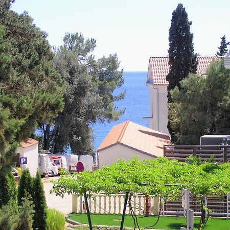 Apartment Martina Krk Town Bagian luar foto