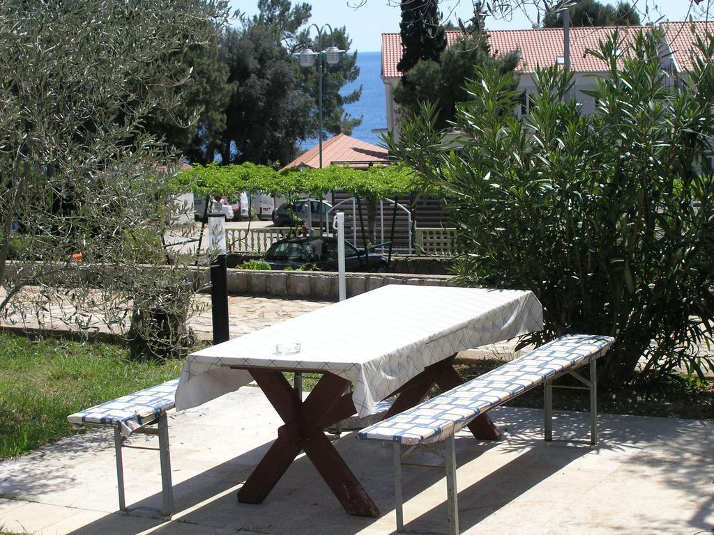 Apartment Martina Krk Town Bagian luar foto