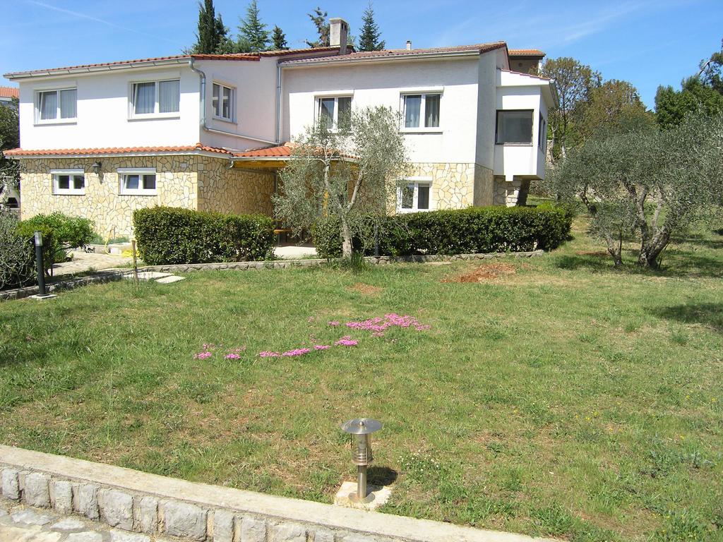 Apartment Martina Krk Town Bagian luar foto